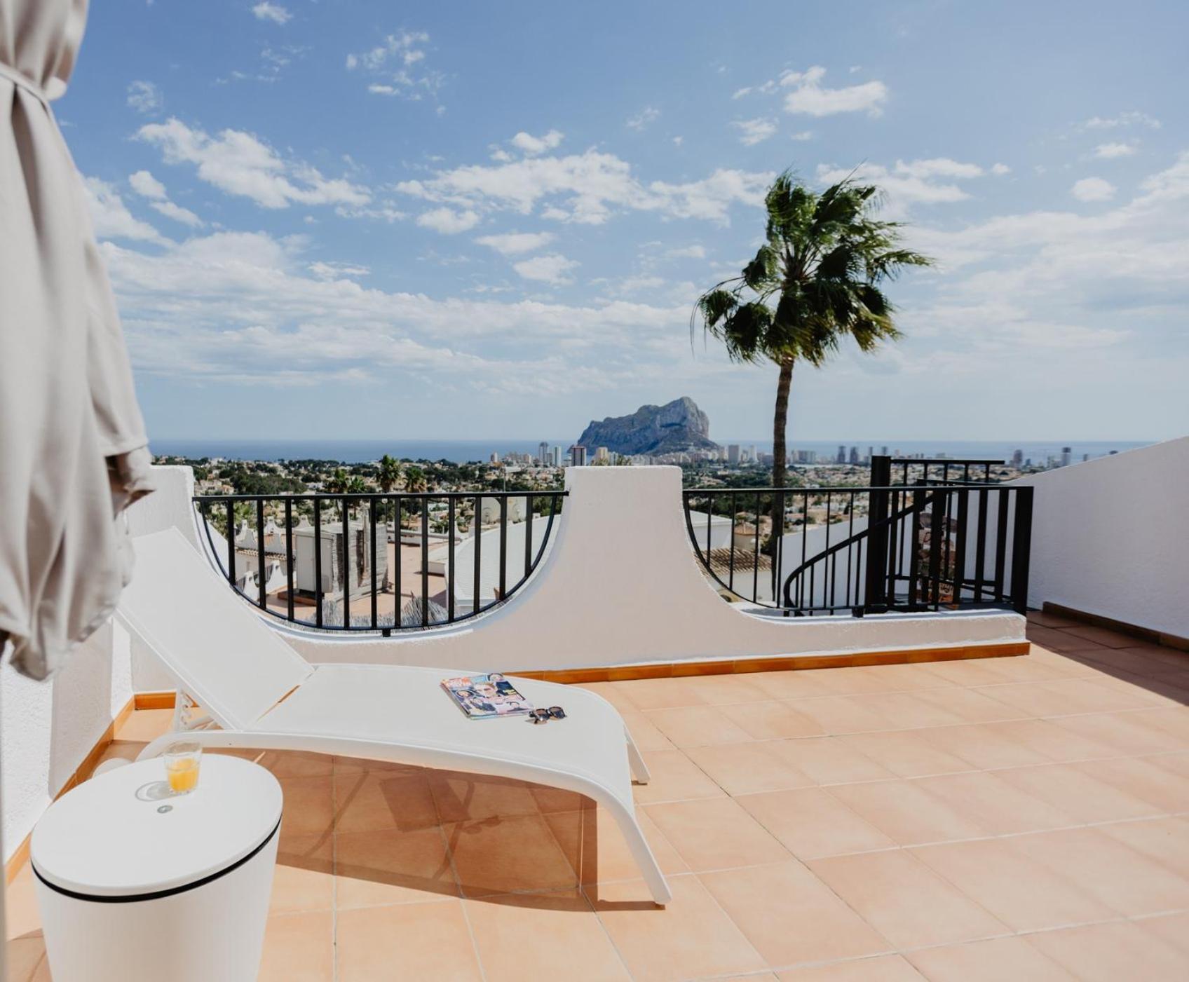 Casa Sunrise - Costa Blanca House With Rooftop, 5 Swimming Pools And Panoramic Sea- And Views At Penon De Ifach Calpe Exterior photo